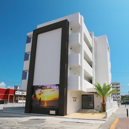 Sunset Resort Mihama -Seven Hotels And Resorts- Чатан Екстериор снимка